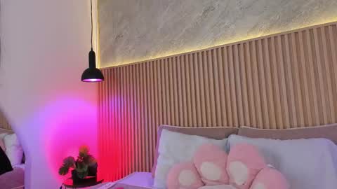 Profana Red online show from February 24, 2:48 pm