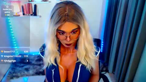 Snapshot of professoralice chatting on February 3, 2:53 am professoralice online show from February 3, 2:53 am