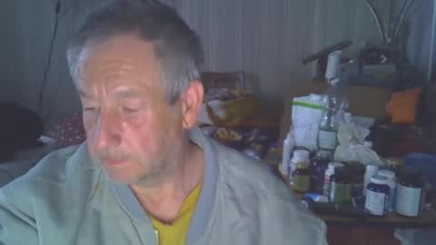 projectorepson online show from April 19, 6:10 pm