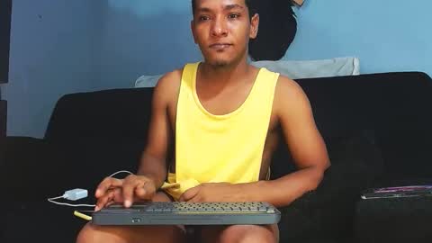 Grande y Gruesa online show from March 18, 7:44 am