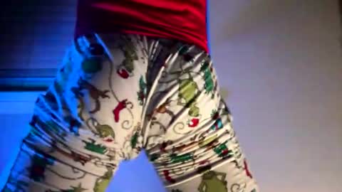 prtty2345 online show from June 28, 6:08 am