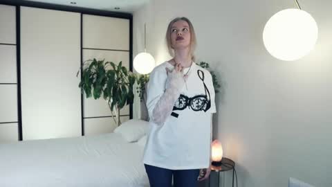 prudencebunyan online show from March 12, 1:51 pm