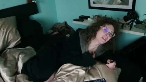 Snapshot of prxscillia_tx chatting on January 31, 8:54 am prxscillia_tx online show from January 31, 8:54 am