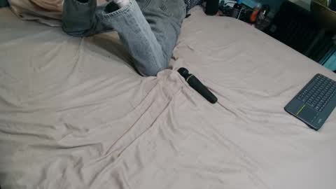 Snapshot of prxscillia_tx chatting on October 23, 7:12 pm prxscillia_tx online show from October 23, 7:12 pm