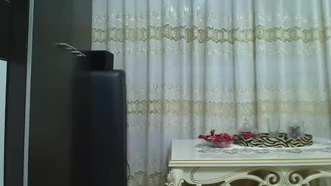 Snapshot of pryncess_sweety chatting on February 4, 7:00 pm Pryncess sweety online show from February 4, 7:00 pm