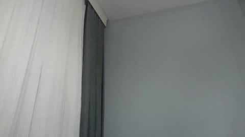 Snapshot of psyfbi chatting on December 4, 6:50 pm PALA online show from December 4, 6:50 pm