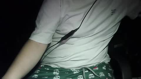 Snapshot of pt35l chatting on December 14, 2:28 am your mysterious man online show from December 14, 2:28 am