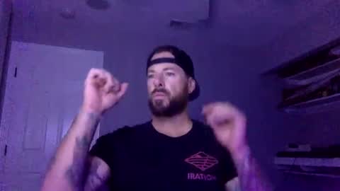 Snapshot of pt73554 chatting on October 29, 6:42 pm pt73554 online show from October 29, 6:42 pm