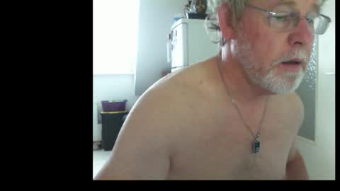 Snapshot of ptitrouquin chatting on September 18, 7:10 am ptitrouquin online show from September 18, 7:10 am