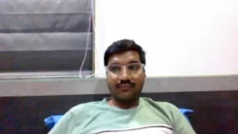 Snapshot of ptl1711 chatting on July 14, 2:45 pm ptl1711 online show from July 14, 2:45 pm