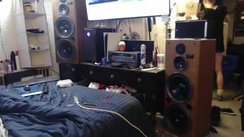 puff0169 online show from April 17, 5:10 am