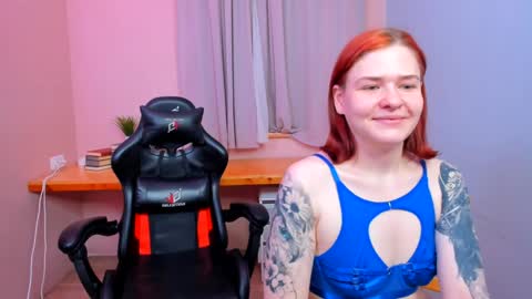 Snapshot of puffetish chatting on December 17, 4:00 pm Jenna online show from December 17, 4:00 pm