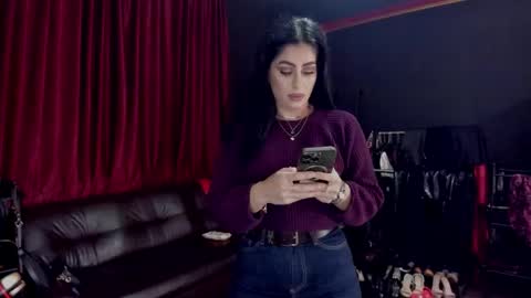 Snapshot of puffy_love chatting on December 3, 10:02 am MissPuffyLove online show from December 3, 10:02 am