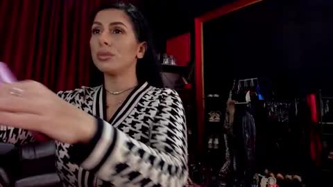 MissPuffyLove online show from December 15, 6:12 pm