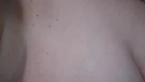 Snapshot of pugglelover chatting on January 17, 11:18 pm Puggie - online show from January 17, 11:18 pm