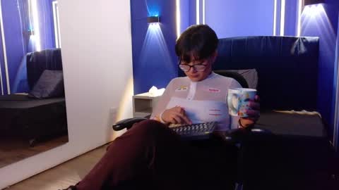 Snapshot of puka_11 chatting on February 28, 8:32 pm Puka online show from February 28, 8:32 pm