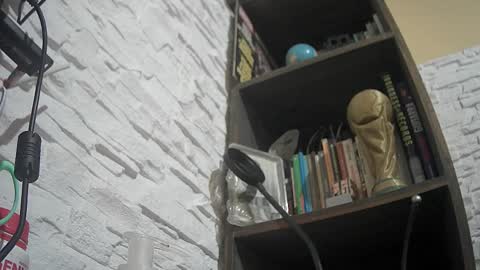 Snapshot of puky_mza chatting on December 19, 5:18 am puky_mza online show from December 19, 5:18 am