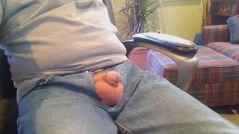 Snapshot of pulltoy1 chatting on January 22, 5:38 pm pulltoy1 online show from January 22, 5:38 pm