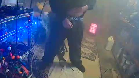 punkrunr083 online show from February 20, 7:55 am