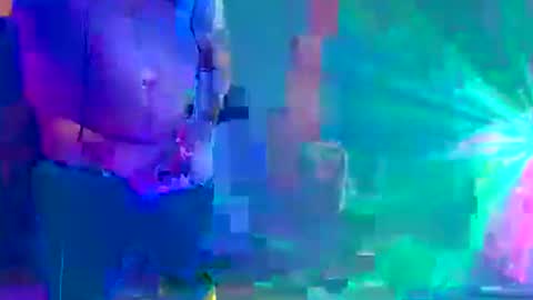 punkrunr083 online show from September 27, 8:41 am