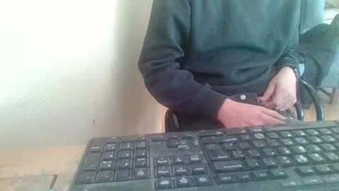 pup_y online show from February 19, 8:43 am