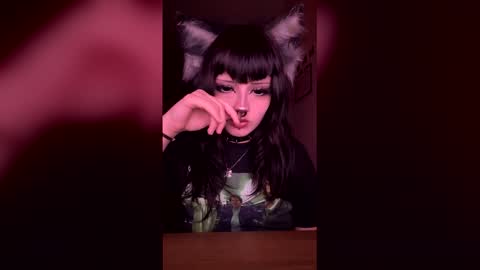 Snapshot of pupcoraa chatting on December 13, 10:37 pm pupcoraa online show from December 13, 10:37 pm