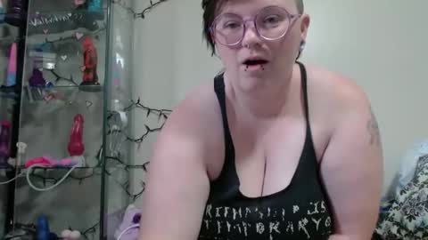 PupGhostt online show from April 4, 11:51 am