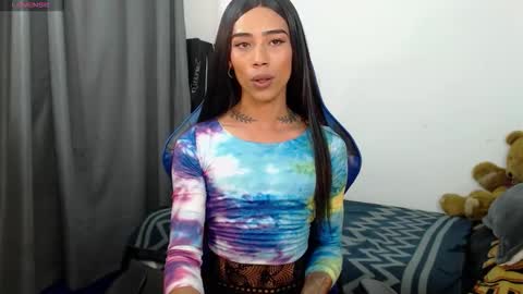 Snapshot of pupi_wolf chatting on February 6, 4:54 pm Cris online show from February 6, 4:54 pm