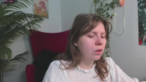 constant schedule Wednesday  Friday  Saturday  Sunday  The Rosemarie online show from April 12, 5:34 am