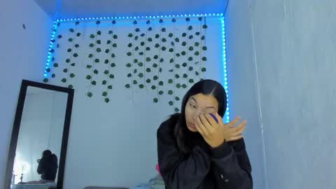 Snapshot of purefire2000 chatting on October 17, 11:02 am purefire2000 online show from October 17, 11:02 am