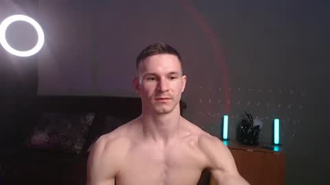 puremenshape online show from April 26, 4:43 am