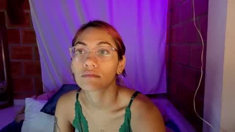 purepleasure25 online show from December 17, 7:36 am