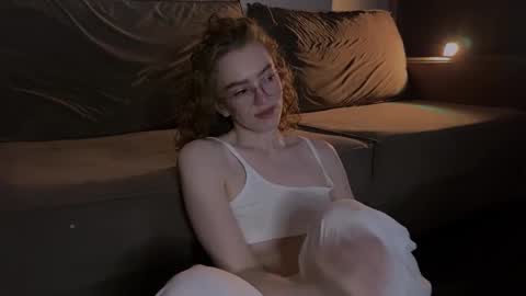 Marie online show from February 15, 3:09 am