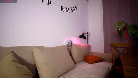 Snapshot of purple_baby chatting on January 3, 6:24 pm Sasha wait you here 6 of November. will celebrate my B- day online show from January 3, 6:24 pm