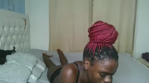 purple_honey1 online show from April 6, 6:20 pm