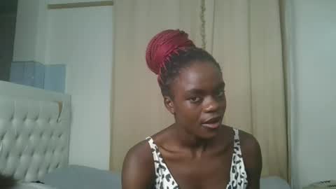 purple_honey1 online show from April 8, 8:53 pm