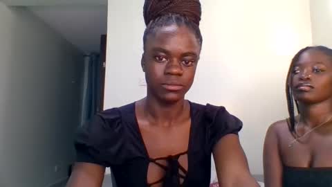 purple_honey1 online show from April 28, 9:53 pm