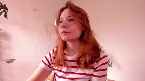 Snapshot of purple_opal chatting on November 13, 6:07 pm Vero online from Tuesday to Sunday online show from November 13, 6:07 pm