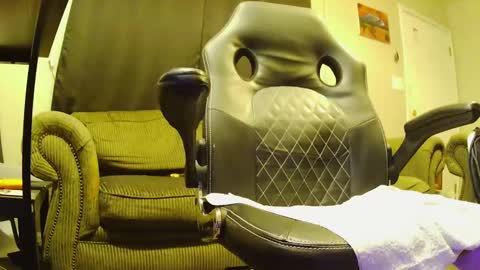 Snapshot of purpledragon7711 chatting on January 2, 4:09 am purpledragon7711 online show from January 2, 4:09 am