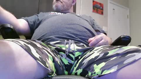 Snapshot of purpledragon7711 chatting on February 2, 5:10 am purpledragon7711 online show from February 2, 5:10 am