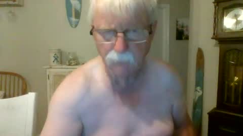 Snapshot of purpleshroom chatting on June 30, 3:29 am purpleshroom online show from June 30, 3:29 am