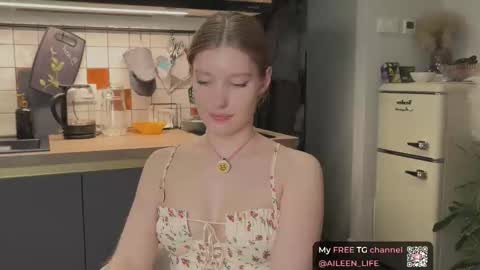 Snapshot of purrpure chatting on November 27, 7:16 pm Aileen online show from November 27, 7:16 pm