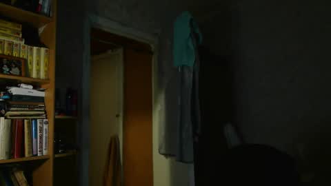 pusaprada online show from April 12, 7:30 pm