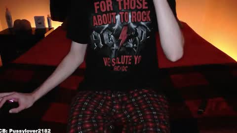 pussylover2182 online show from December 4, 4:00 am