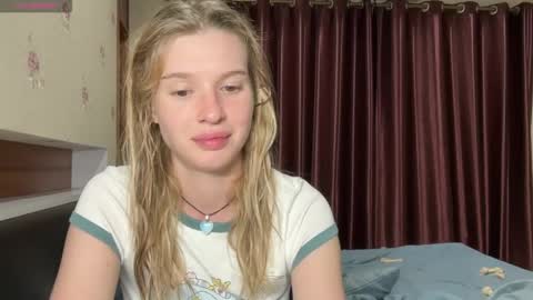 Lina online show from April 15, 4:25 pm