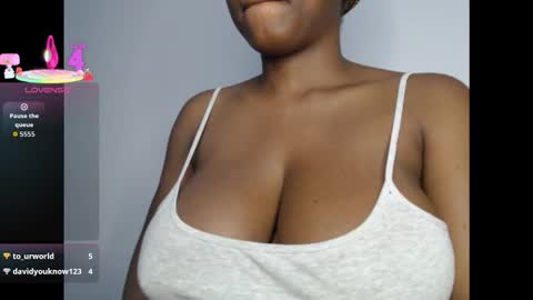 Snapshot of pussyxcockx chatting on December 5, 3:37 am pussyxcockx online show from December 5, 3:37 am