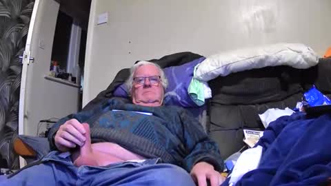 Genital sucker online show from January 10, 9:41 pm