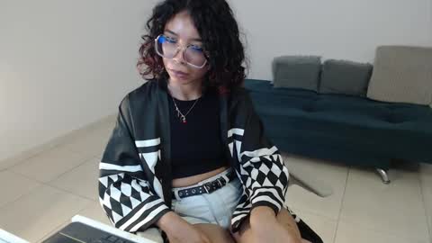 Izumi online show from March 9, 5:55 am