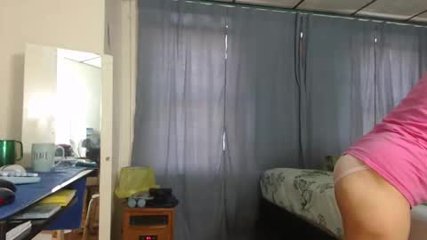 putiputi4u online show from April 4, 2:58 pm