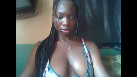 ora online show from April 16, 12:17 pm